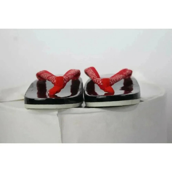 Hand made wooden toddler sandals size 5 - Picture 1 of 4